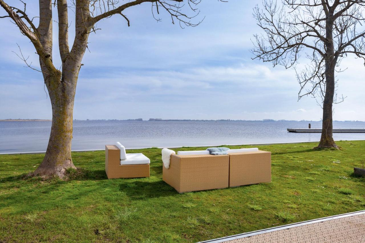 Houseboat Agua Dolce met tuin Villa Offingawier Exterior foto